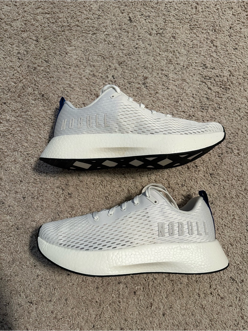 NOBULL White Athletic Mesh Trainers with Blur Sole Accents size 12 NEW